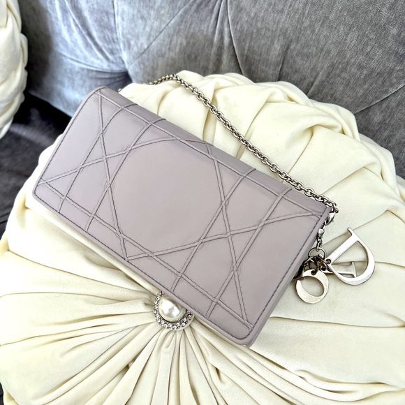 Dior wallet on Chain - Picture 4 of 12